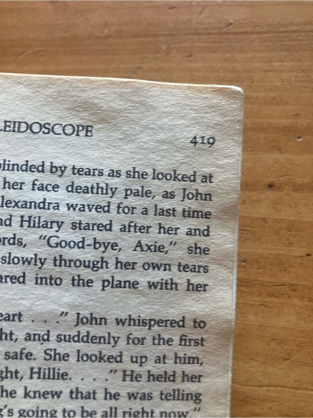 Danielle Steel "Kaleidoscope" Paperback - Teal & Blue Cover - Picture 4 of 5